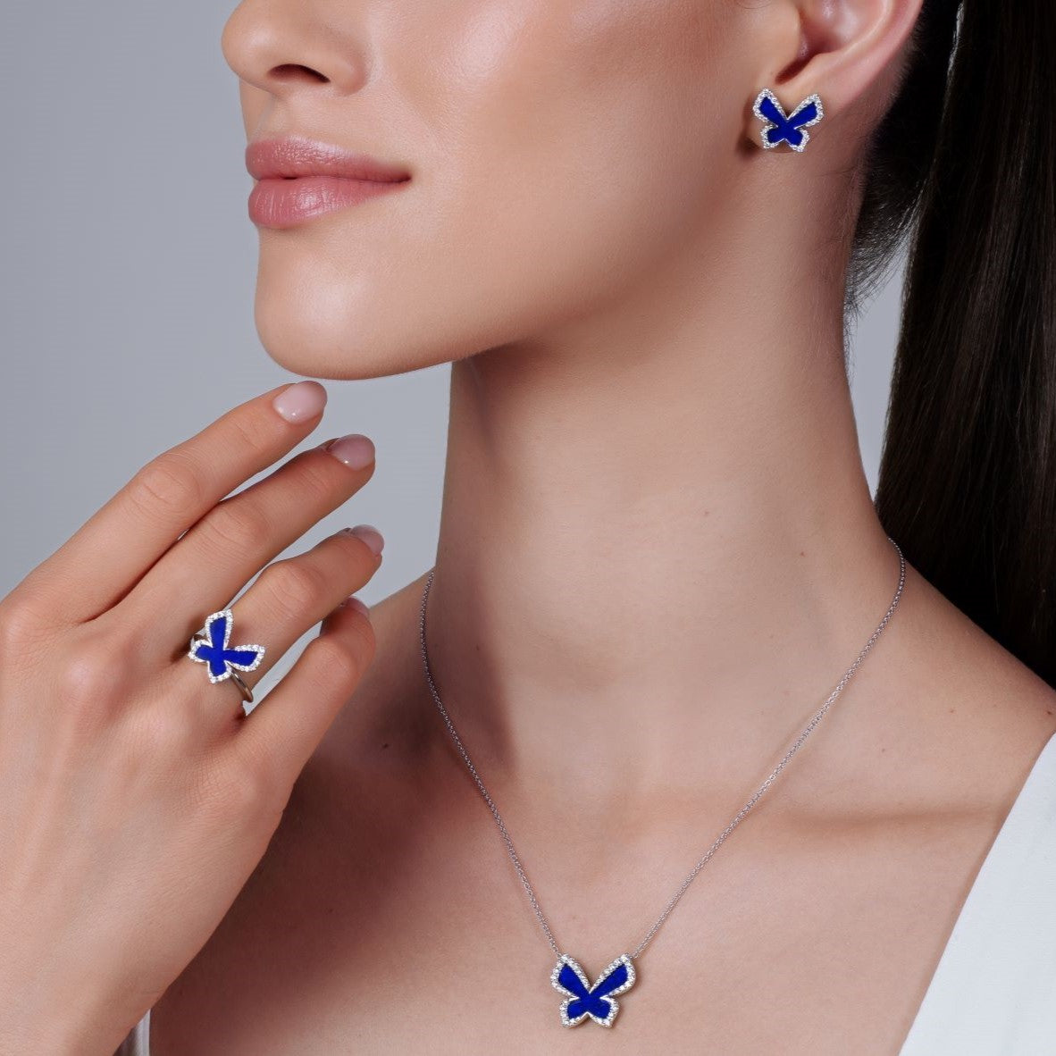 PICCOLE SONATE Butterfly Earrings with Lapis Lazuli