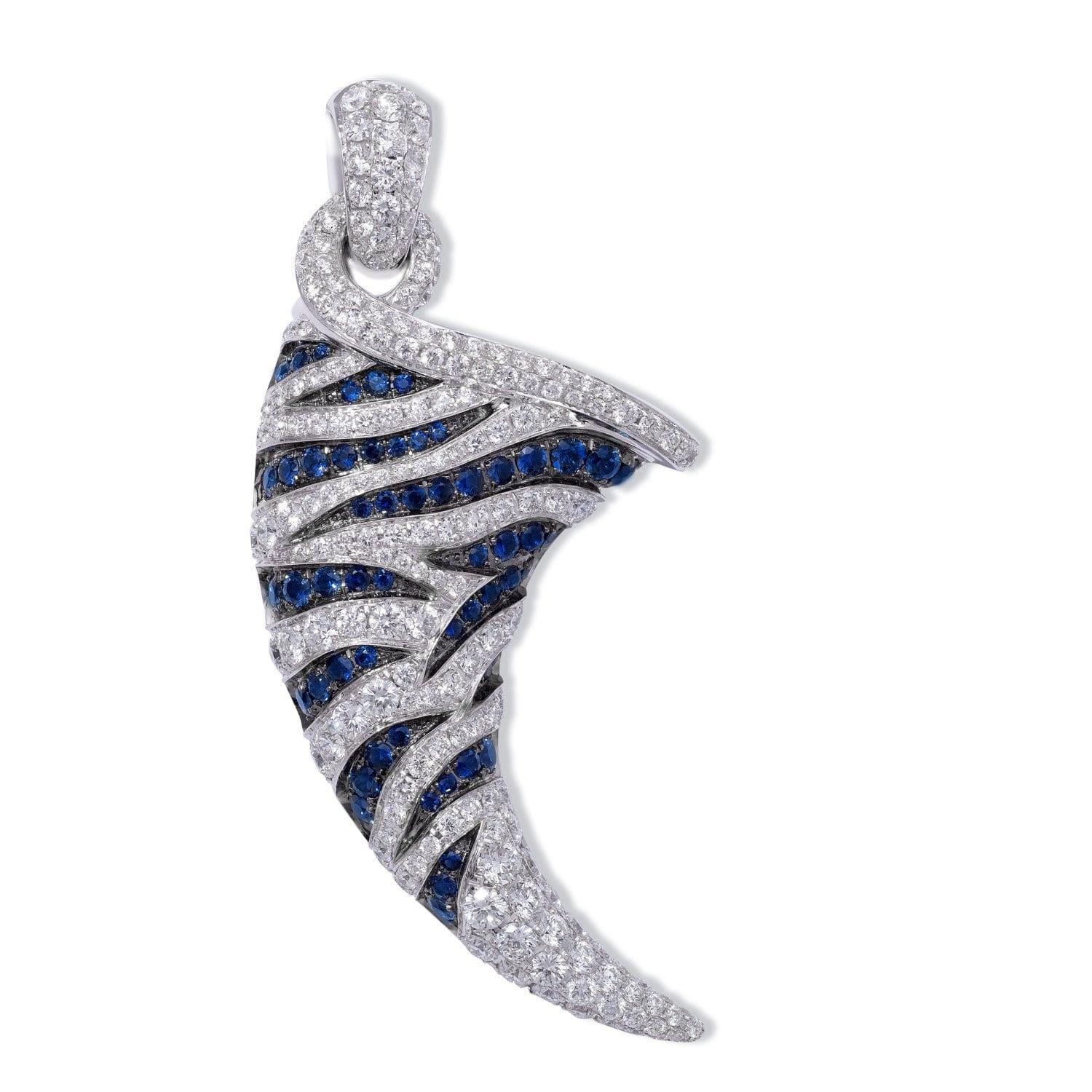 VINTAGE: Wild Life Claw Sapphire Pendant