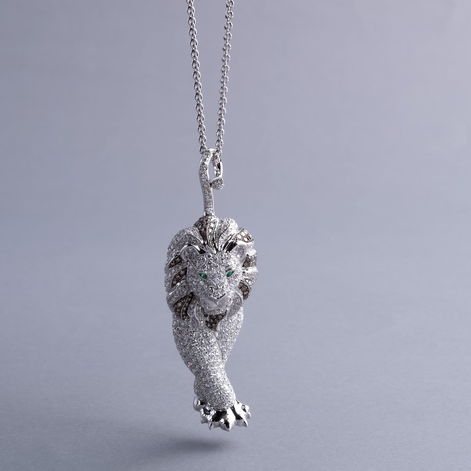 VINTAGE: Wild Life Walking Lion Pendant