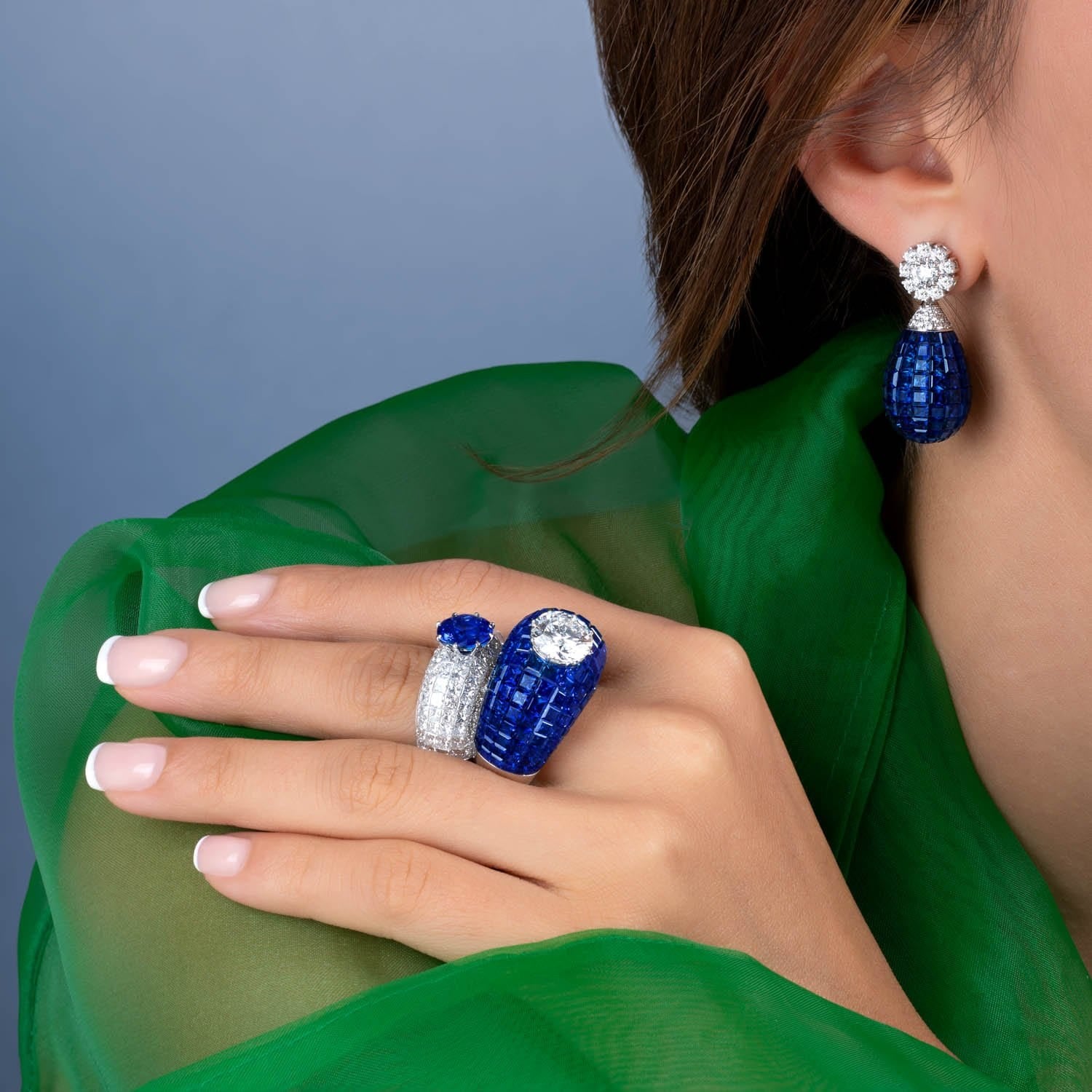 MOSAIC CLASSICAL Sapphire Drop Earrings